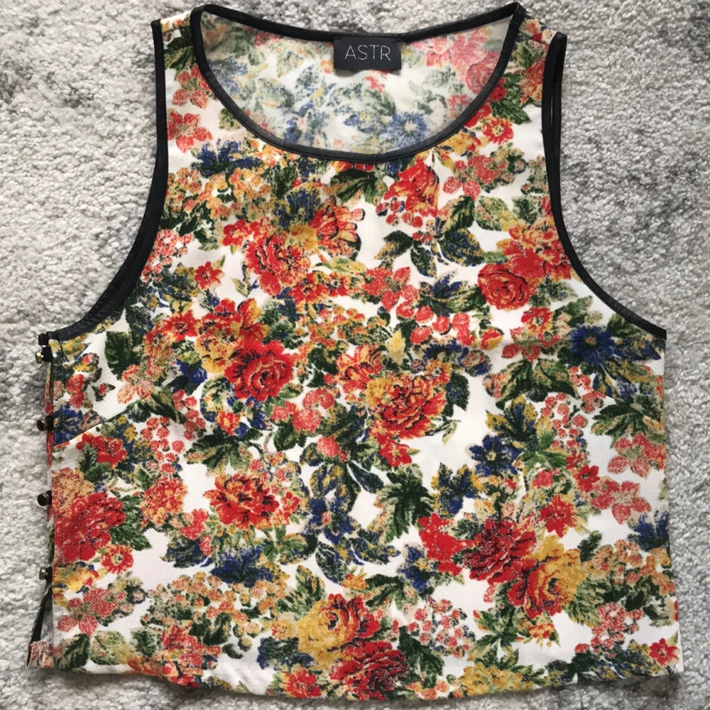 Floral top